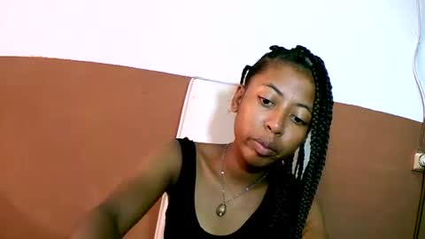 Snapshot of joliekah27 chatting on February 14, 6:56 am joliekah27 online show from February 14, 6:56 am