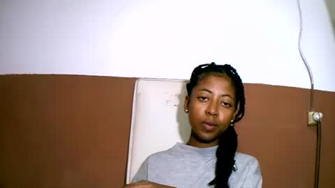 Snapshot of joliekah27 chatting on February 15, 4:03 am joliekah27 online show from February 15, 4:03 am