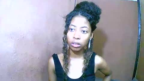 Snapshot of joliekah27 chatting on March 3, 12:04 am joliekah27 online show from March 3, 12:04 am