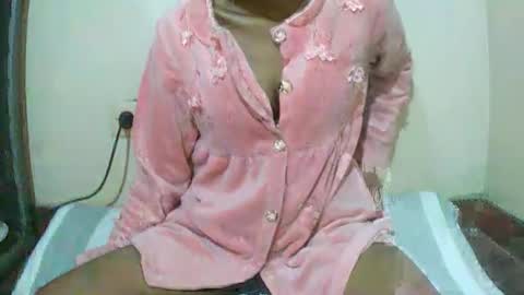 joliekah27 online show from December 20, 6:48 pm