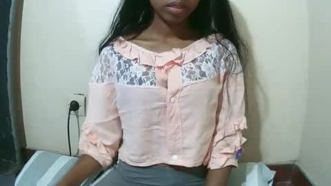 joliekah27 online show from December 21, 6:59 pm