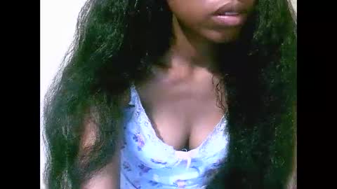 joliekah27 online show from April 20, 9:16 pm