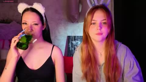 Polly  online show from April 19, 8:57 am