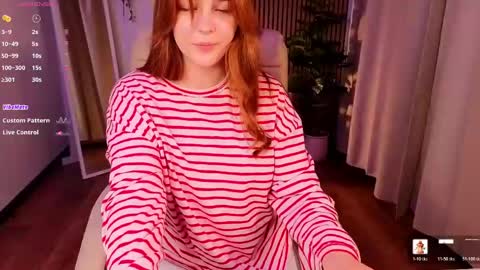 Snapshot of jolly_bean chatting on May 15, 11:01 pm Polly online show from May 15, 11:01 pm