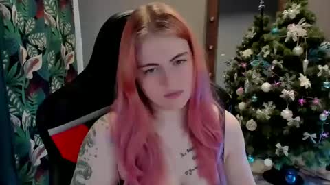 Jolly online show from December 13, 3:05 am