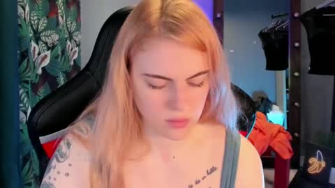 Jolly online show from January 11, 3:13 am