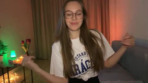 jolly_dollyy online show from March 10, 6:24 pm