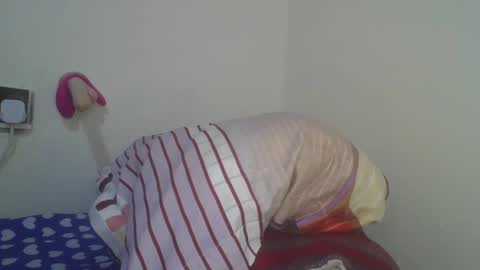 jollynabeb online show from February 28, 10:06 pm