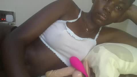 jollynabeb online show from March 2, 7:54 am