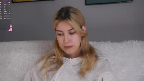 Viola online show from April 19, 6:10 pm