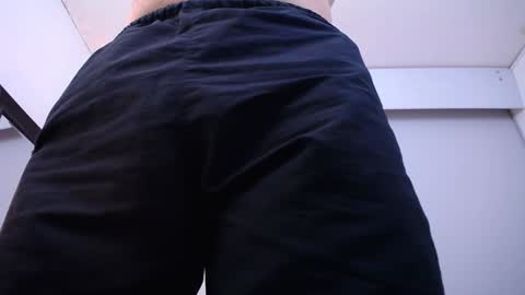  JONAS BEARD  online show from January 31, 11:56 pm