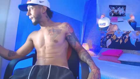 Snapshot of jonas_conor chatting on October 8, 7:44 pm Jonas online show from October 8, 7:44 pm