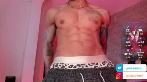 Snapshot of jonas_conor chatting on October 18, 7:36 pm Jonas online show from October 18, 7:36 pm