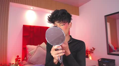 Jonas  online show from April 22, 5:21 am