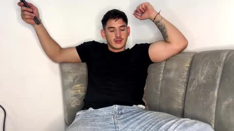 jonathancast08 online show from April 18, 8:20 pm