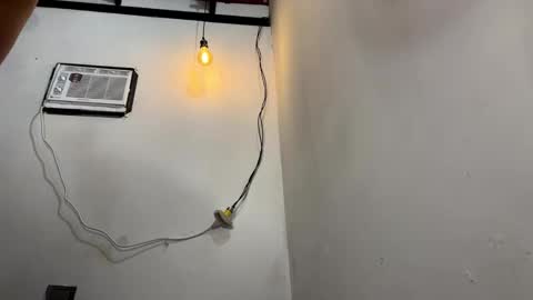 jonathancast08 online show from April 25, 9:56 pm