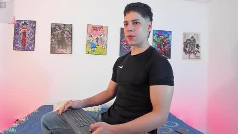 Instagram jonathanfit14 online show from March 28, 9:14 pm