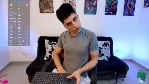 Snapshot of jonathanjoestar_ chatting on July 9, 8:24 pm Instagram jonathanfit14 online show from July 9, 8:24 pm