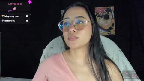 Snapshot of jonathanrwick chatting on December 3, 7:10 am Janna online show from December 3, 7:10 am