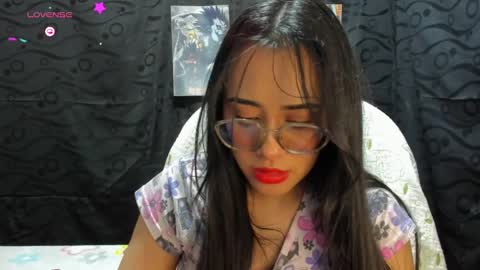 Snapshot of jonathanrwick chatting on December 12, 5:10 am Janna online show from December 12, 5:10 am