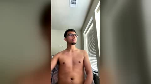 jonax11_ online show from April 7, 4:51 pm