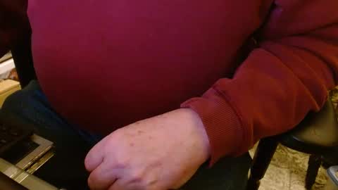 joncpics online show from December 12, 12:38 am