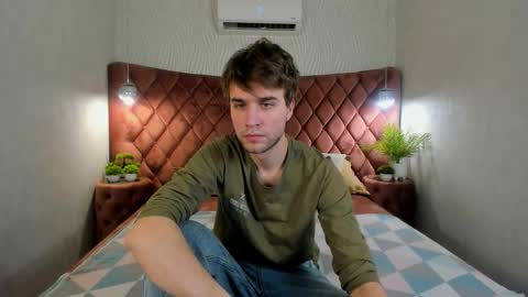 Jonah online show from November 9, 1:42 pm