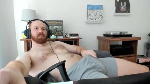 Snapshot of jonnlulz chatting on March 10, 11:38 pm Jon online show from March 10, 11:38 pm