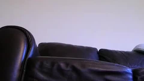 Snapshot of jonny4u_xxx chatting on March 6, 12:09 pm John online show from March 6, 12:09 pm