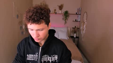 Snapshot of jonny_dark chatting on October 21, 10:27 am Jonny online show from October 21, 10:27 am