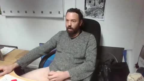 Snapshot of jonnyb9876 chatting on November 4, 5:01 pm jonnyb9876 online show from November 4, 5:01 pm