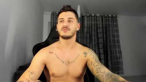 jonnyporn1 online show from February 1, 7:56 pm