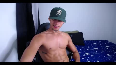 Snapshot of jonryder_ chatting on December 7, 2:31 am Ryder Jon online show from December 7, 2:31 am
