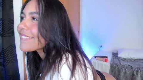 Snapshot of jonsonclarisaa chatting on June 9, 9:26 pm Eilivbr online show from June 9, 9:26 pm