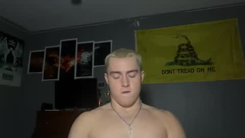 Snapshot of jontywon chatting on November 28, 7:44 am john online show from November 28, 7:44 am