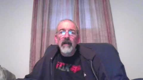 Snapshot of jony_five chatting on December 15, 2:27 pm Jon online show from December 15, 2:27 pm