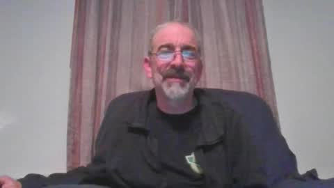 Snapshot of jony_five chatting on January 6, 3:42 am Jon online show from January 6, 3:42 am
