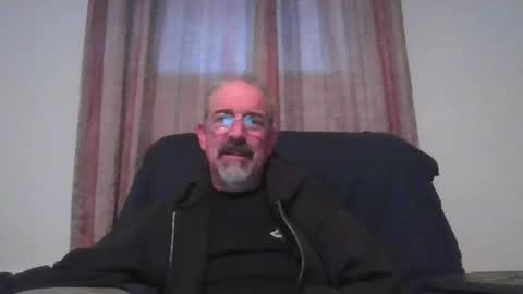 Snapshot of jony_five chatting on January 12, 5:44 pm Jon online show from January 12, 5:44 pm