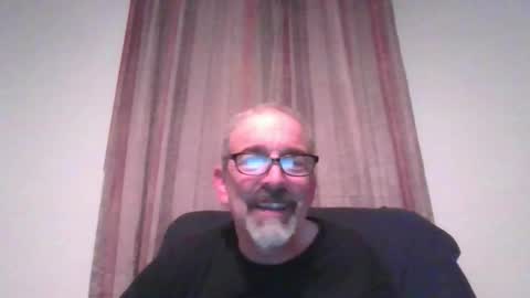 Snapshot of jony_five chatting on January 13, 3:01 am Jon online show from January 13, 3:01 am