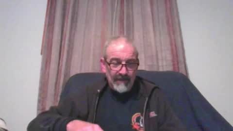 Snapshot of jony_five chatting on February 13, 1:08 am Jon online show from February 13, 1:08 am