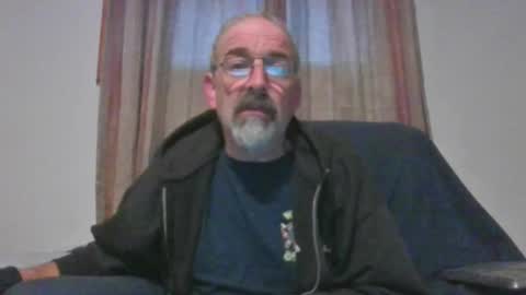Snapshot of jony_five chatting on February 23, 2:35 pm Jon online show from February 23, 2:35 pm