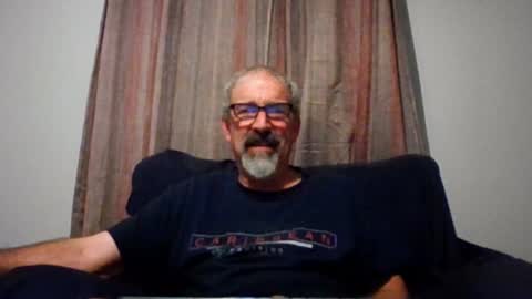 Snapshot of jony_five chatting on October 30, 1:51 am Jon online show from October 30, 1:51 am