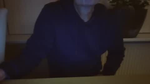 Snapshot of jop55 chatting on December 15, 6:37 pm Jop55 online show from December 15, 6:37 pm