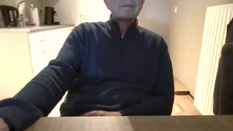 Snapshot of jop55 chatting on April 11, 12:20 pm Jop55 online show from April 11, 12:20 pm
