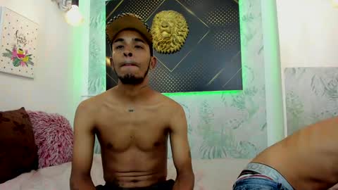 Snapshot of jordanandandrew chatting on January 4, 7:34 pm jordanandandrew online show from January 4, 7:34 pm