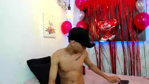 Snapshot of jordanandandrew chatting on February 13, 11:15 pm jordanandandrew online show from February 13, 11:15 pm