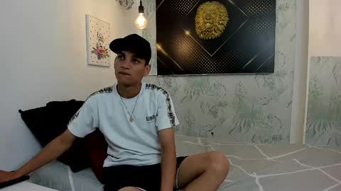 Snapshot of jordanandandrew chatting on March 9, 7:48 pm jordanandandrew online show from March 9, 7:48 pm