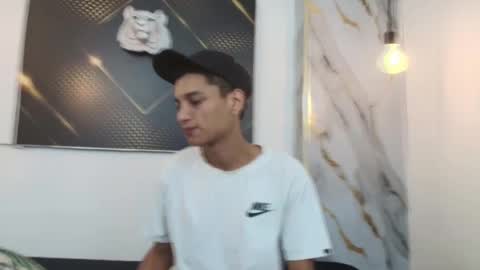 Snapshot of jordanandandrew chatting on November 3, 9:05 pm jordanandandrew online show from November 3, 9:05 pm