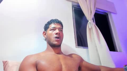 Snapshot of jordanparis chatting on October 28, 8:29 am JordanParis online show from October 28, 8:29 am