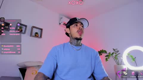 Snapshot of jordansmiith_ chatting on January 19, 1:00 am Jordan Smith online show from January 19, 1:00 am